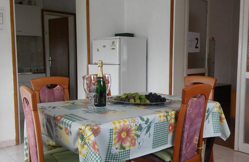 Dubrava Apartment | Two bedroom apartment near beach Luka Dubrava, Pelješac (A-13632-b)