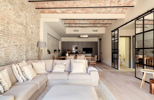 El Parc i la Llacuna del Poblenou Apartment | Two Bedroom apartment in Pere IV - You Stylish