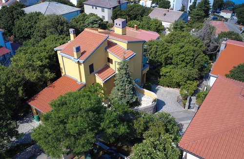 Klenovica Apartment | Two bedroom apartment with terrace Klenovica, Novi Vinodolski (A-23926-a)