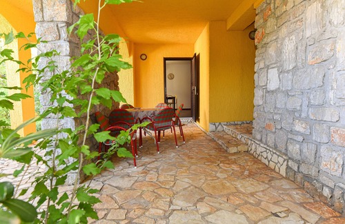 Klenovica Apartment | Two bedroom apartment with terrace Klenovica, Novi Vinodolski (A-23926-a)