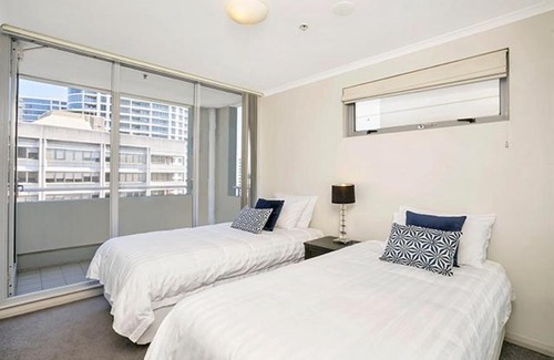 St. Leonards Apartment | Two Bedroom Apartment Atchison Street(L1101)