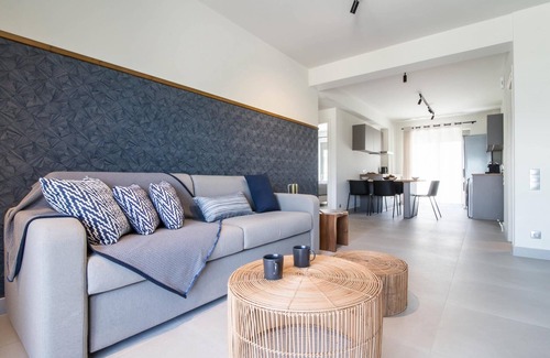 Episkopos Apartment | Two-Bedroom Apartment Sea View