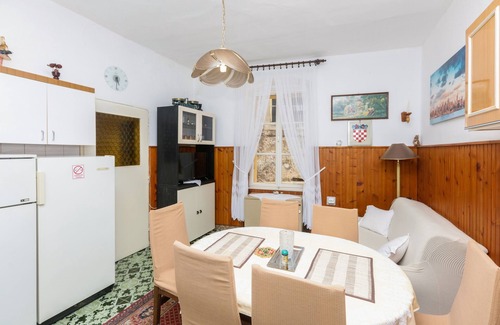 Grad Apartment | Two bedroom apartment with terrace Šibenik (A-24358-b)