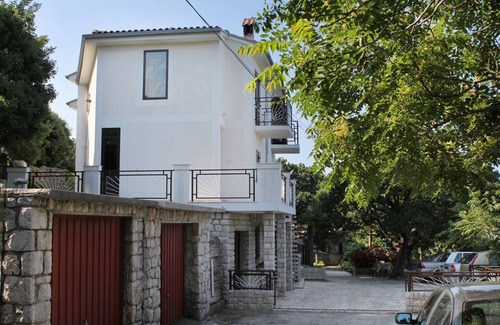 Klenovica Apartment | Two bedroom apartment with terrace and sea view Klenovica, Novi Vinodolski (A-5580-b)