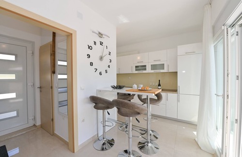 Novalja Apartment | Two-Bedroom Apartment with Private Pool