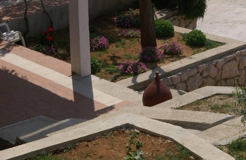 Zubovici Apartment | Two bedroom apartment near beach Zubovići, Pag (A-4065-b)