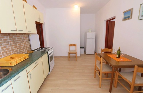 Kustici Apartment | Two bedroom apartment near beach Kustići, Pag (A-4086-d)
