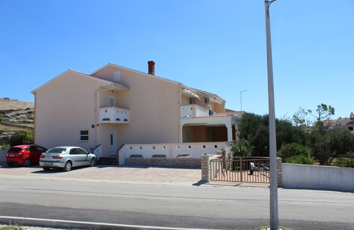 Kustici Apartment | Two bedroom apartment with terrace and sea view Kustići, Pag (A-6287-e)