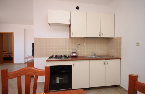 Kustici Apartment | Two bedroom apartment with terrace and sea view Kustići, Pag (A-6408-a)