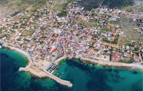 Razanac Apartment | Two-Bedroom Apartment In Razanac