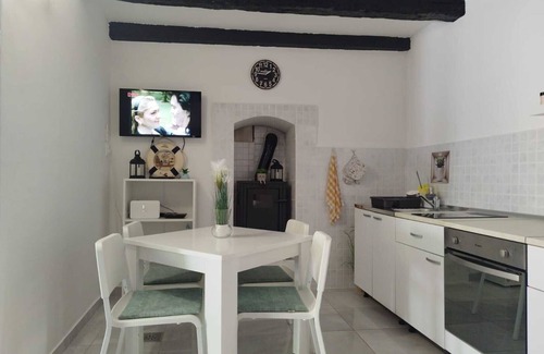 Povile Apartment | Two Bedroom Apartment Leo Povile