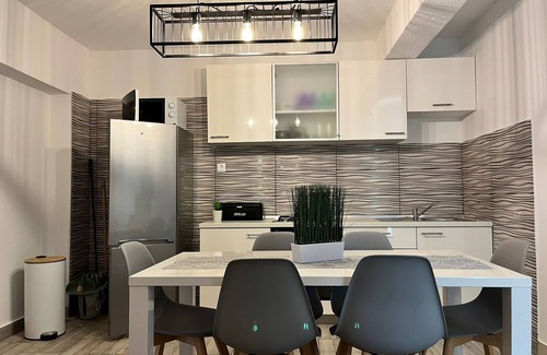 Potocnica Apartment | Two bedroom apartment near beach Potočnica, Pag (A-222-a)