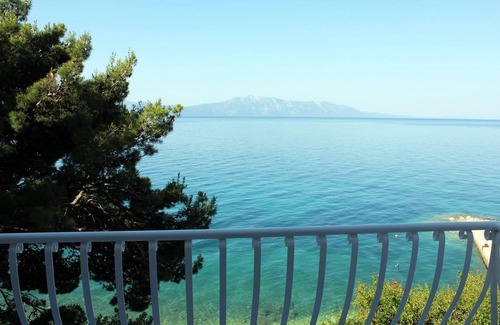 Brist Apartment | Two bedroom apartment near beach Brist, Makarska (A-505-a)