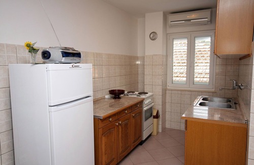 Slano Apartment | Two bedroom apartment near beach Slano, Dubrovnik (A-4744-b)