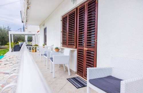 Secovlje Apartment | Two Bedroom Apartment Olive Oil Homestead Milok