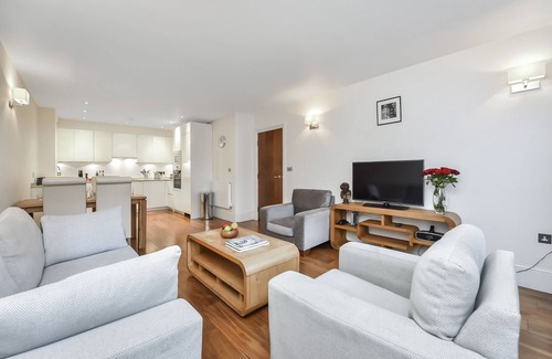 St. Pancras Apartment | Two bedroom apartment with sofa bed