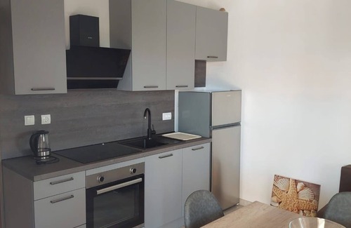 Sukosan Apartment | Two bedroom apartment with terrace and sea view Sukošan, Zadar (A-12313-b)
