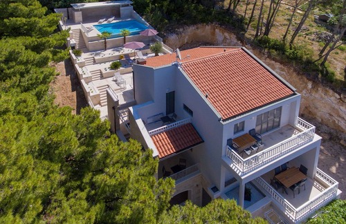 Brela Apartment | Two bedroom apartment with terrace and sea view Brela, Makarska (A-19345-b)