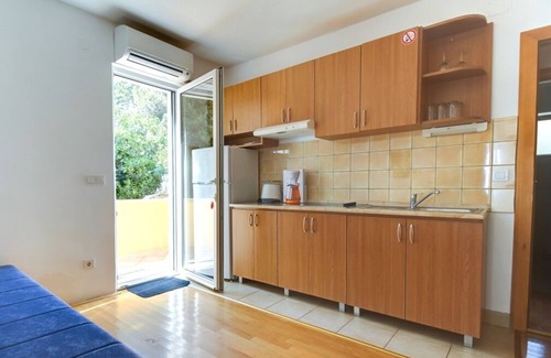 Artatore Apartment | Two bedroom apartment with terrace Artatore, Lošinj (A-8022-c)