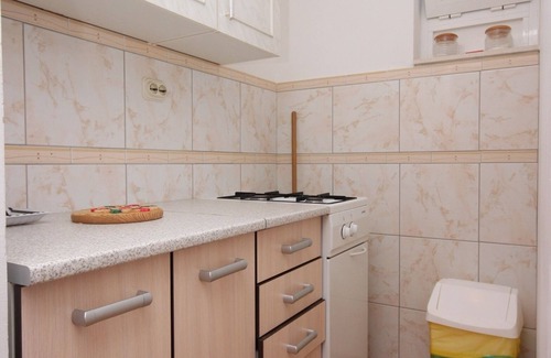 Gradac Apartment | Two bedroom apartment with balcony and sea view Gradac, Makarska (A-6820-b)