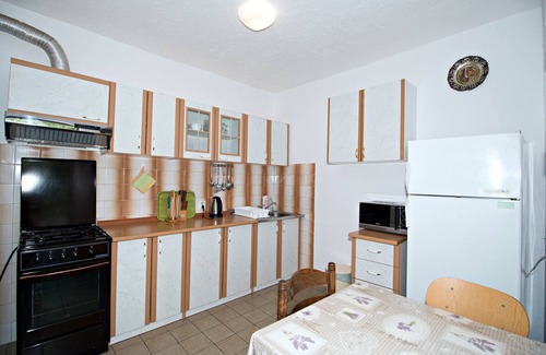 Trpanj Apartment | Two bedroom apartment with terrace Trpanj, Pelješac (A-11545-b)