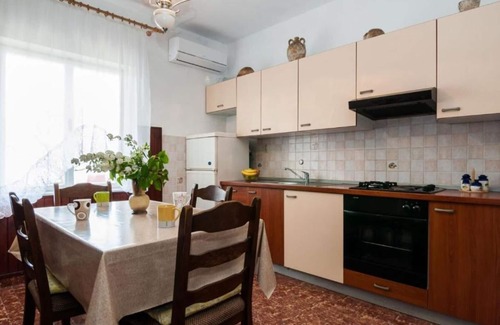 Muline Apartment | Two Bedroom Apartment with Terrace (owner Cvita 3)