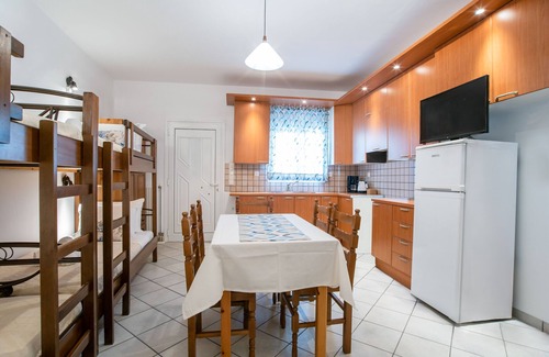 Paros Apartment | Two-Bedroom Apartment without Kitchen (6-7 Adults) - First Floor Livadia Beach.