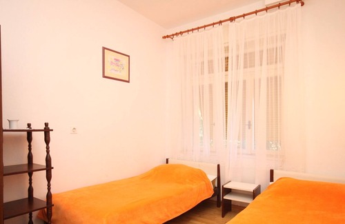 Batalaza Apartment | Two bedroom apartment with terrace Ugljan (A-348-a)