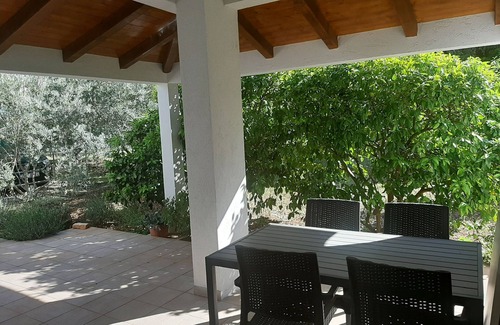 Batalaza Apartment | Two bedroom apartment with terrace Ugljan (A-8403-a)