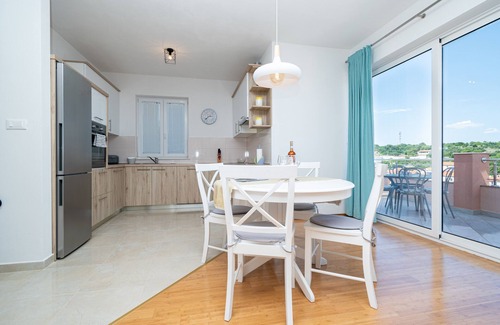 Island Dugi Otok Apartment | Two bedroom apartment with terrace and sea view Sali, Dugi otok (A-19880-a)
