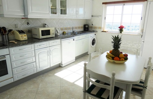 Telheiro Apartment | Two-Bedroom Apartment with Sea View