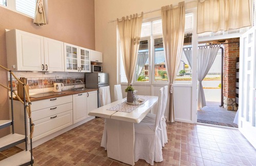 Banjol Apartment | Two bedroom apartment with terrace Banjol, Rab (A-19804-b)