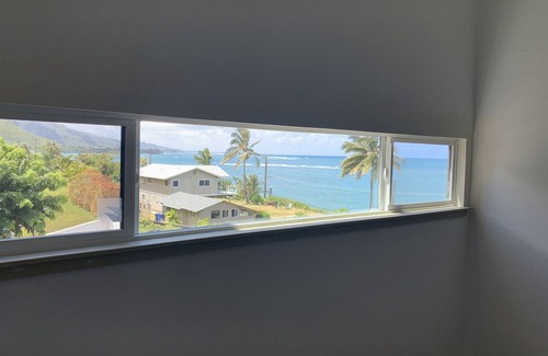 Ka'a'awa Apartment | Two Bedroom Beachside Loft at Crouching Lion