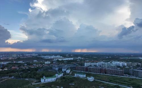 Khlong Nung Apartment | Two bedroom condo with rooftop pool
