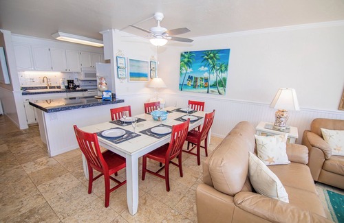 North Pacific Beach Condo | TWO BEDROOM CONDO 205