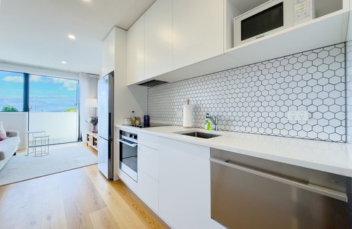 Mission Bay Apartment | Two Bedroom Condo at Mission Bayn