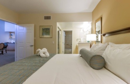 Carlsbad Resort | TWO BEDROOM CONDO SUITE @ GRAND PACIFIC PALISADES RESORT