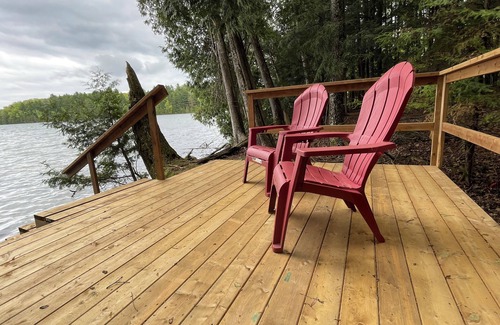 Central Frontenac Cottage | Two-bedroom cottage on quiet lake, family-friendly — kayaks, canoe (sauna avail)