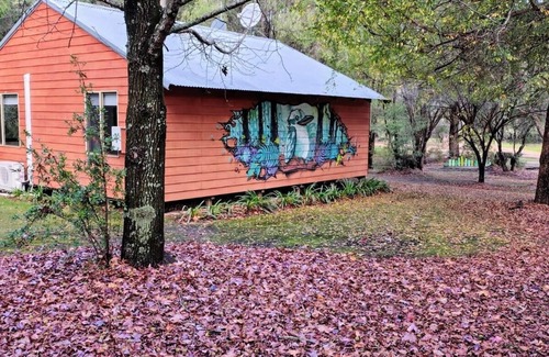 Peerabeelup Cottage | Two Bedroom Cottage - sleeps 6 - Self contained 2 Bedroom Cottage 1 King and 2 Bunks