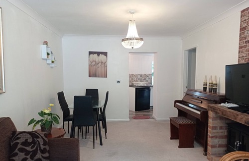 Newark upon Trent House | Two bedroom cottage in a quite woodland setting