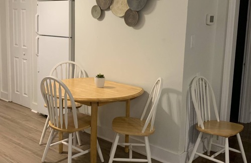 East Bend House | Two bedroom Cottage near Winston Salem
