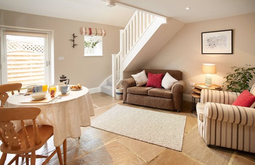 Harome Apartment | Two bedroom cottage situated in a quiet location
