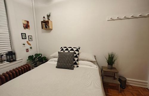 Queens Apartment | Two bedroom excellent location