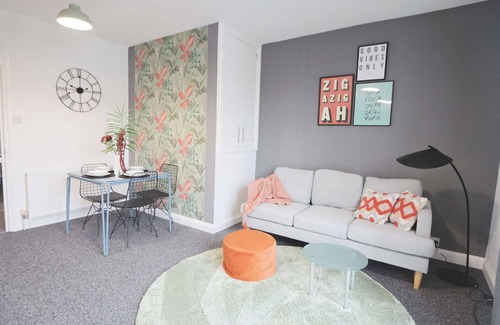 Horfield Apartment | Two bedroom flat in Gloucester road
