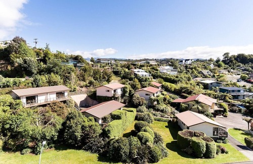 Kaiteriteri Apartment | Two Bedroom Garden View