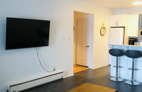 Sudbury Apartment | Two bedroom guest suite on the lake