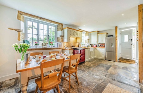 Ebrington Cottage | Two bedroom holiday cottage with an Aga in the Cotswolds - Quaint End
