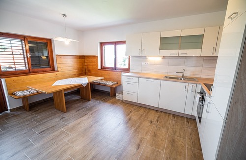 Cerklje ob Krki House | Two Bedroom Holiday Home with Terrace & BBQ