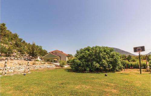 Stasevica House | Two-Bedroom Holiday Home In Stasevica