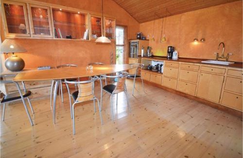 Faxe House | Two-Bedroom Holiday Home In Faxe